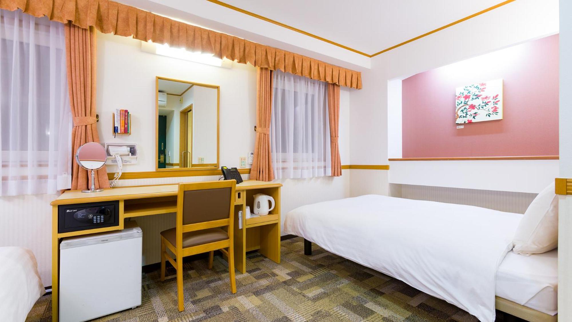Toyoko Inn Yamagata-Eki Nishi-Guchi Yamagata  Kamer foto